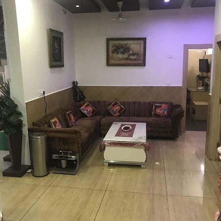 Hotel Sai Orchid ムラーダーバード エクステリア 写真